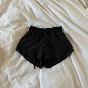 LULULEMON Hotty Hot Shorts
